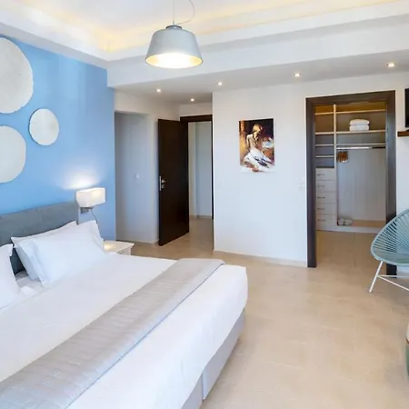 Trinity Villa *