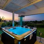 Villa Trinity *