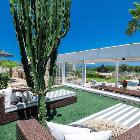 Trinity Villa *
