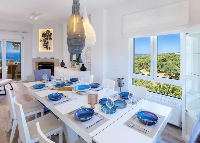 Trinity Ретимно