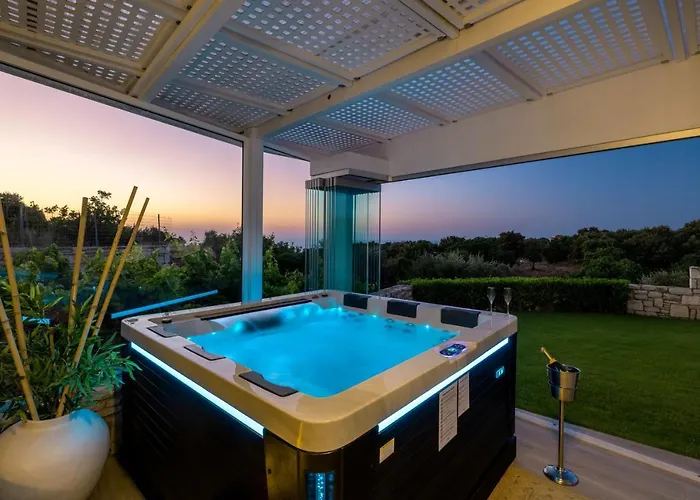 Вилла Trinity *